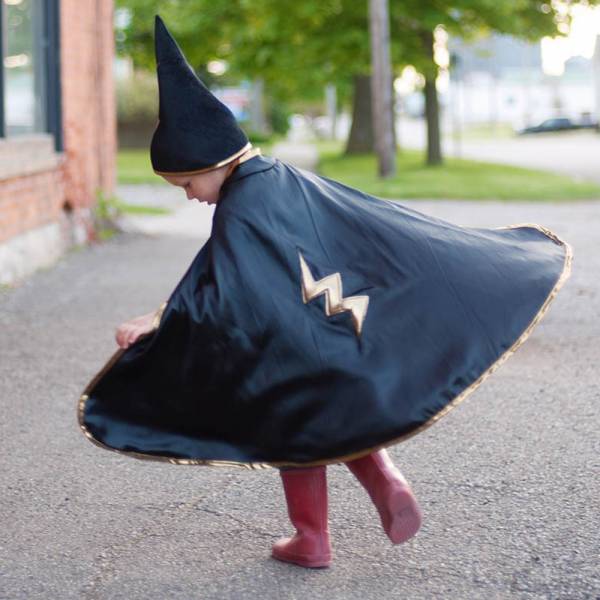 ΑΚ ΚΑΠΑ ΜΕ ΚΑΠΕΛΟ ΜΑΓΟΣ ΜΑΥΡΗ 4-6