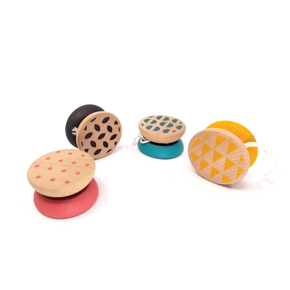 Svoora wooden yo-yo classic in 4 designs (SOLD SEPARATELY, 1 OF 4 DESIGNS)
